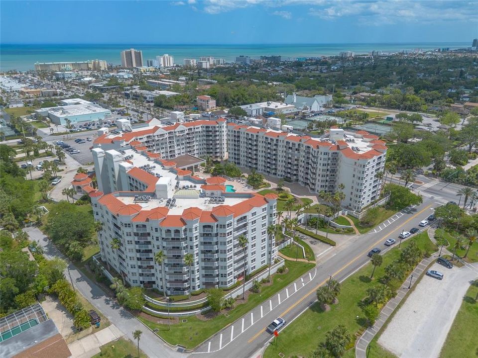 Activo con contrato: $449,900 (2 camas, 2 baños, 1745 Pies cuadrados)