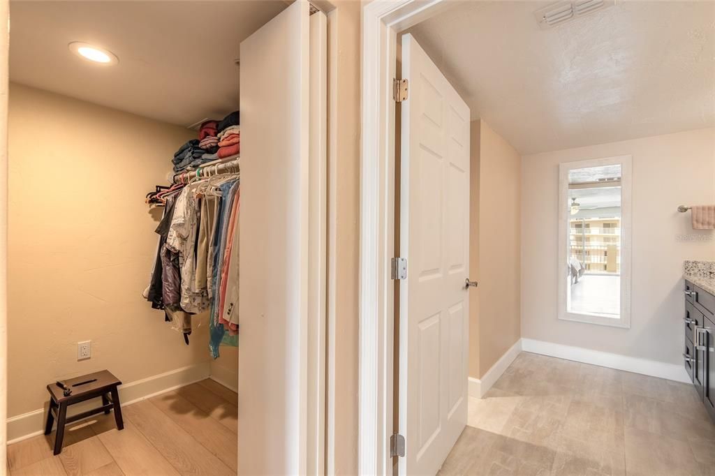 Activo con contrato: $449,900 (2 camas, 2 baños, 1745 Pies cuadrados)