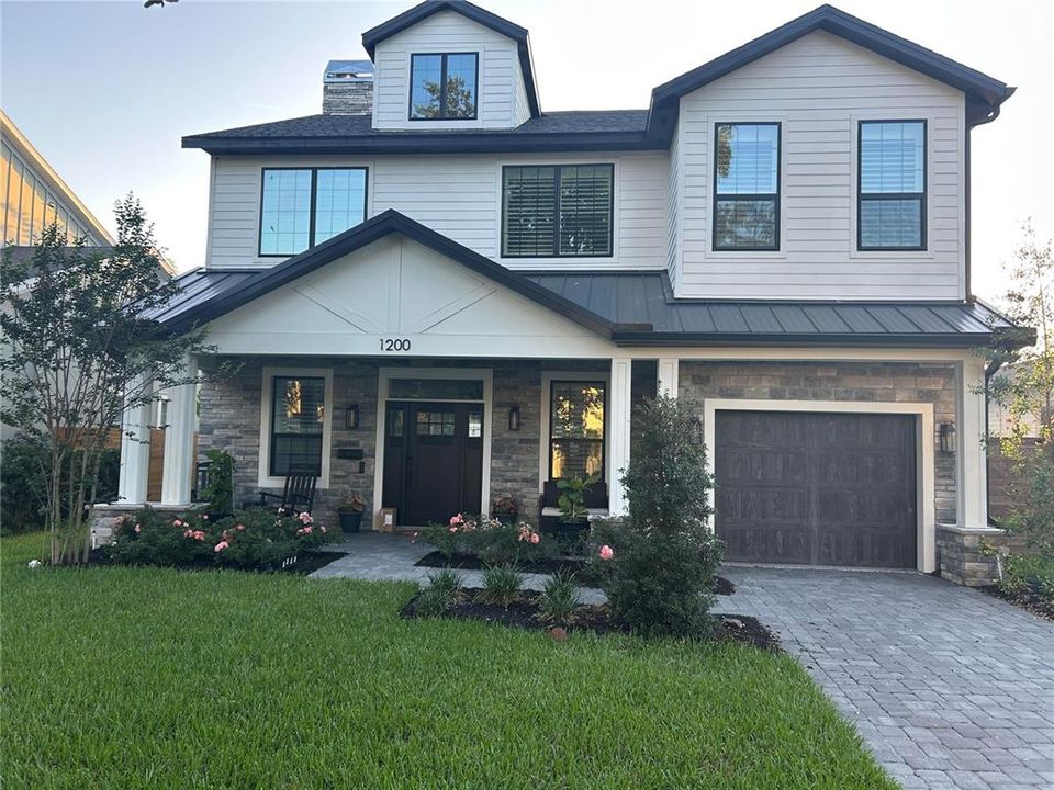 For Sale: $1,550,000 (5 beds, 3 baths, 3211 Square Feet)
