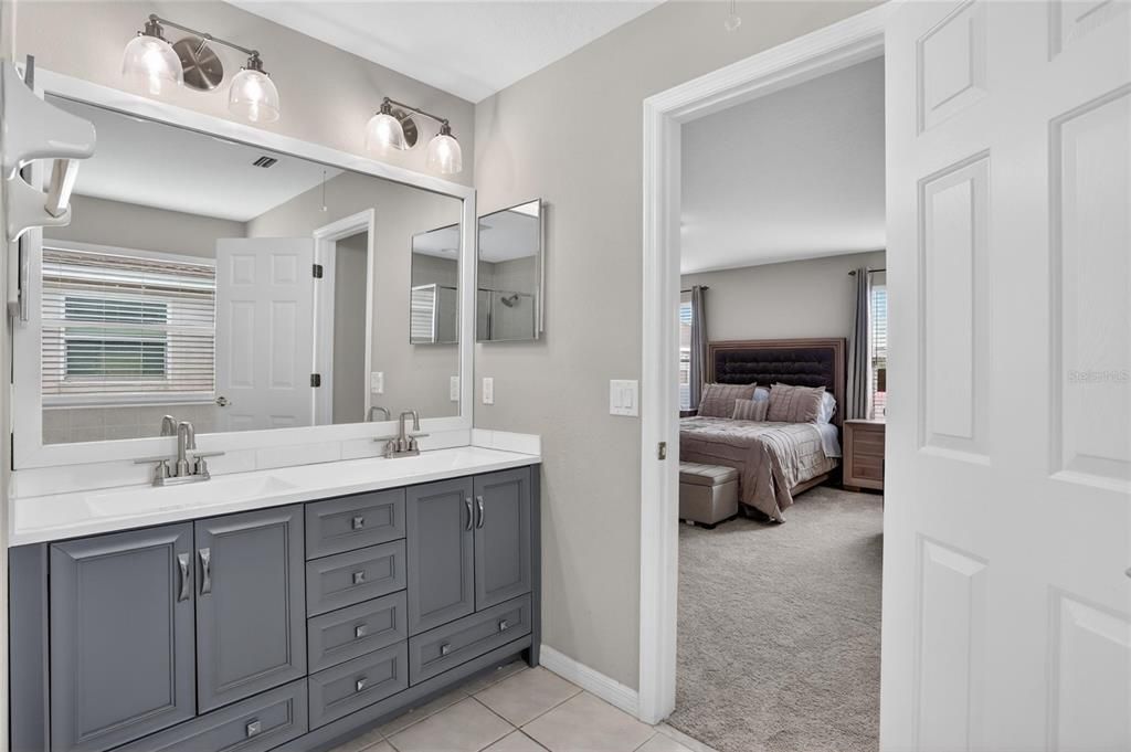For Sale: $599,000 (5 beds, 3 baths, 2904 Square Feet)