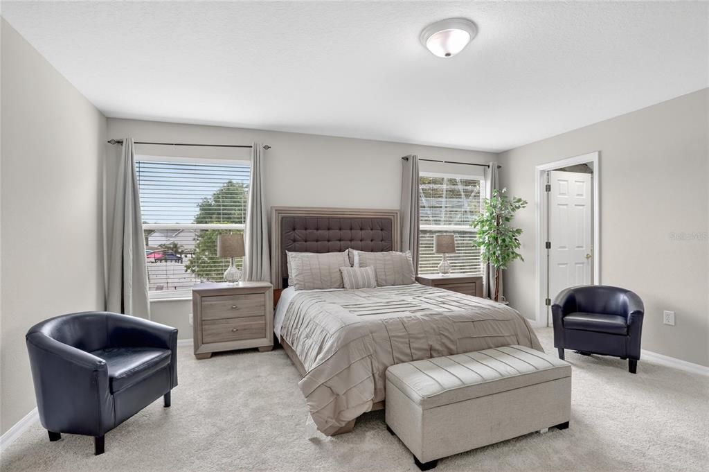 For Sale: $599,000 (5 beds, 3 baths, 2904 Square Feet)