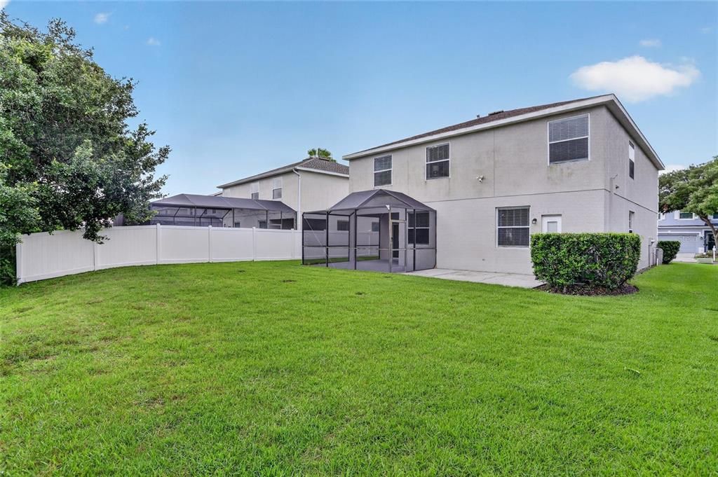 For Sale: $599,000 (5 beds, 3 baths, 2904 Square Feet)