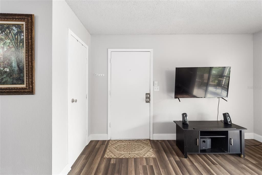 En Venta: $97,500 (1 camas, 1 baños, 702 Pies cuadrados)