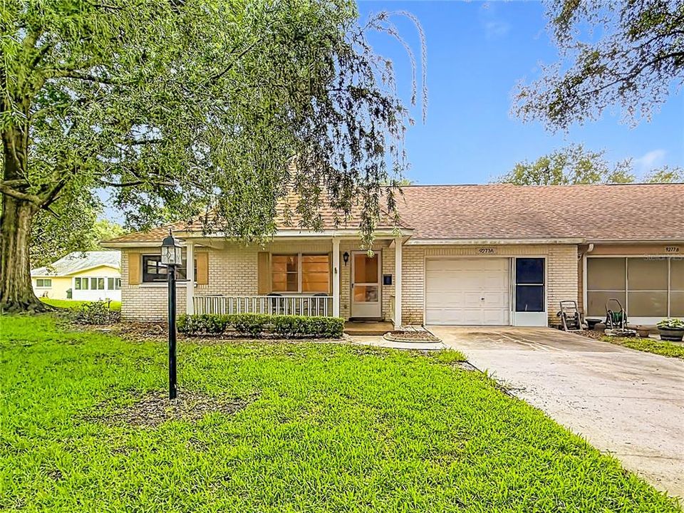 For Sale: $154,900 (2 beds, 2 baths, 1411 Square Feet)