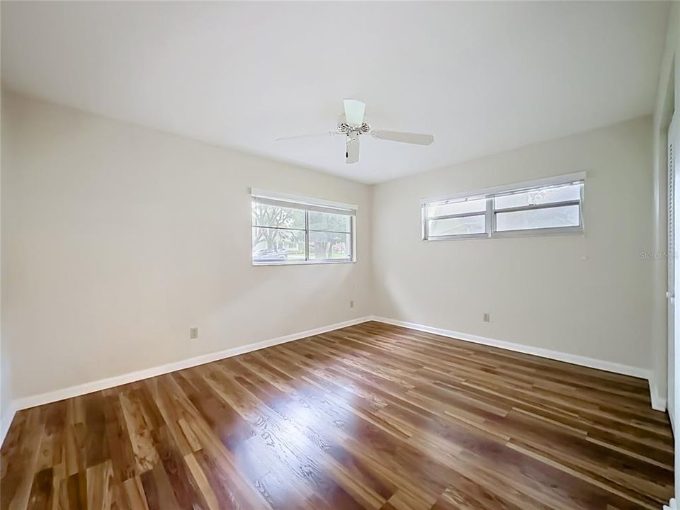 For Sale: $154,900 (2 beds, 2 baths, 1411 Square Feet)