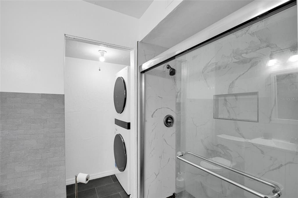 For Sale: $144,900 (2 beds, 2 baths, 1400 Square Feet)