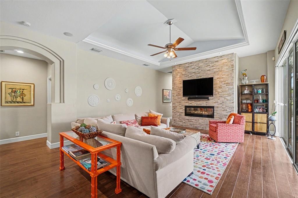 For Sale: $1,200,000 (4 beds, 3 baths, 3712 Square Feet)