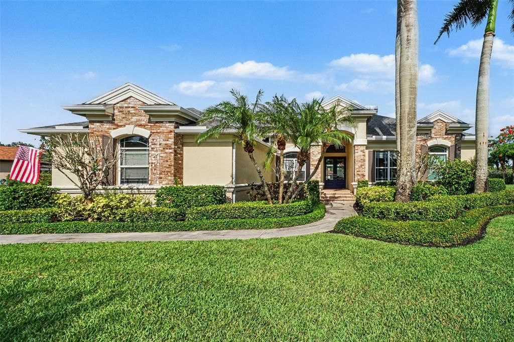 For Sale: $1,200,000 (4 beds, 3 baths, 3712 Square Feet)