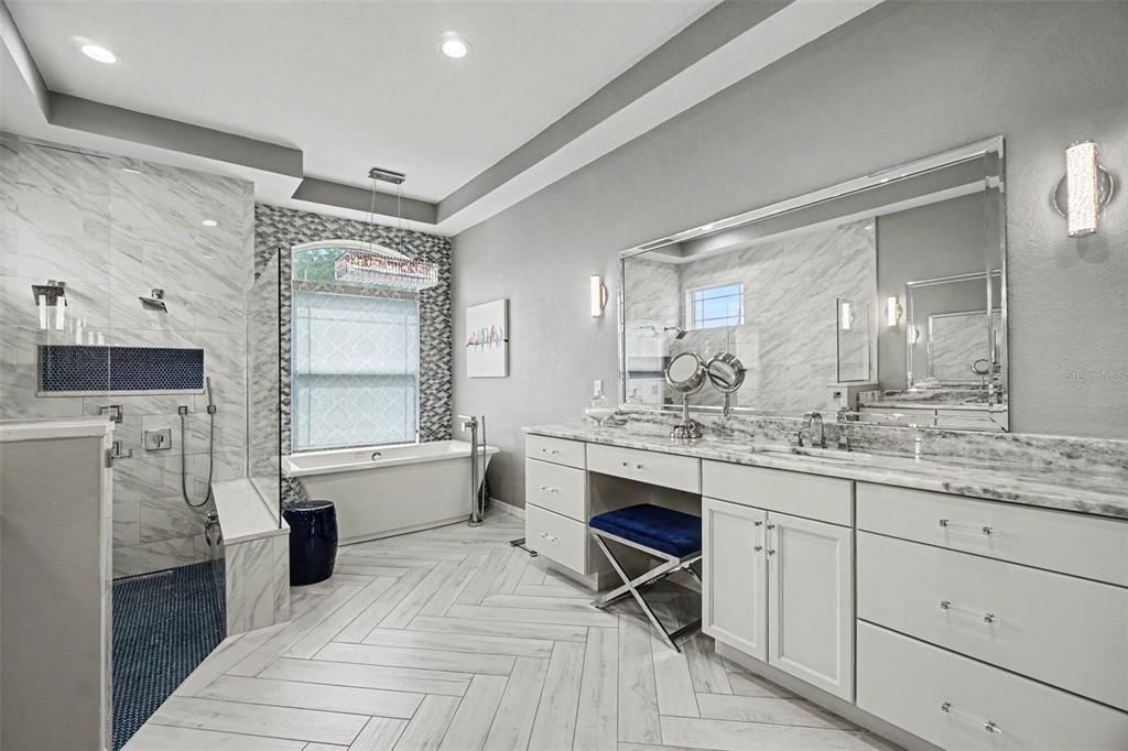 For Sale: $1,200,000 (4 beds, 3 baths, 3712 Square Feet)
