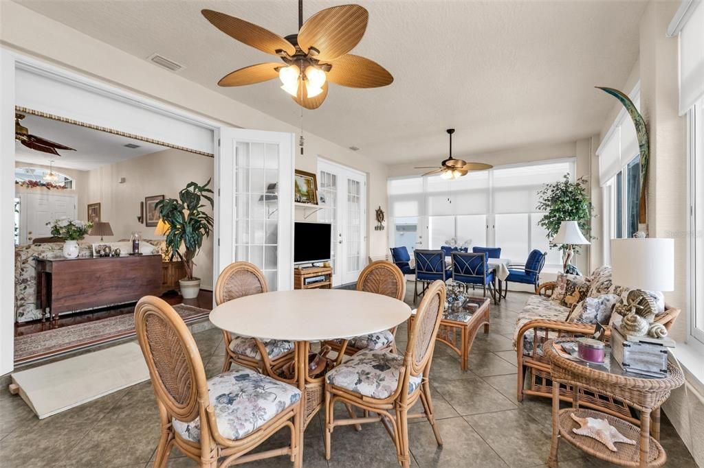 For Sale: $369,000 (3 beds, 2 baths, 1672 Square Feet)