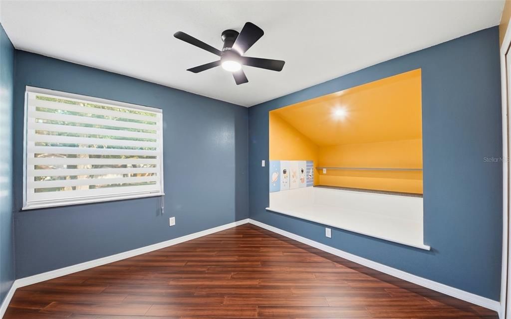 For Sale: $599,000 (4 beds, 2 baths, 1952 Square Feet)