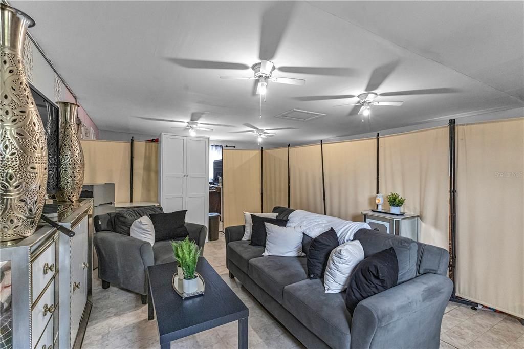 For Sale: $264,900 (2 beds, 2 baths, 1354 Square Feet)