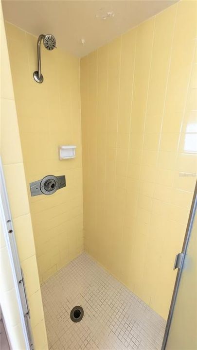В аренду: $2,400 (3 спален, 2 ванн, 1371 Квадратных фут)