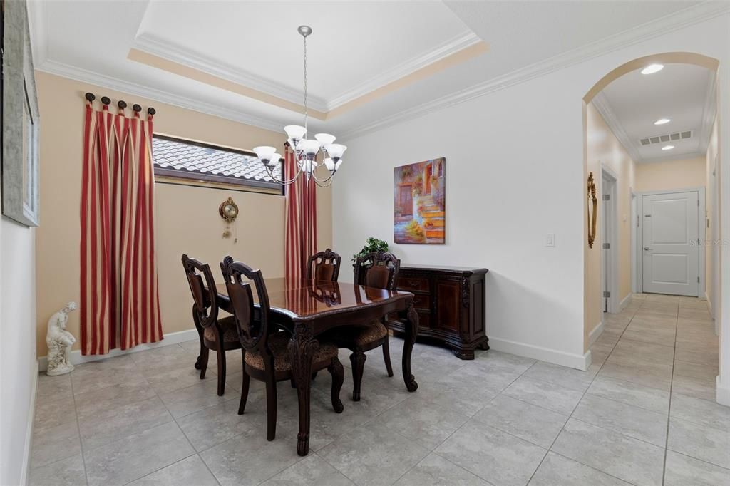 En Venta: $450,000 (3 camas, 2 baños, 1712 Pies cuadrados)
