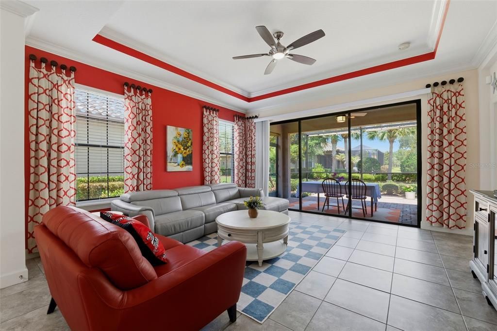 En Venta: $450,000 (3 camas, 2 baños, 1712 Pies cuadrados)