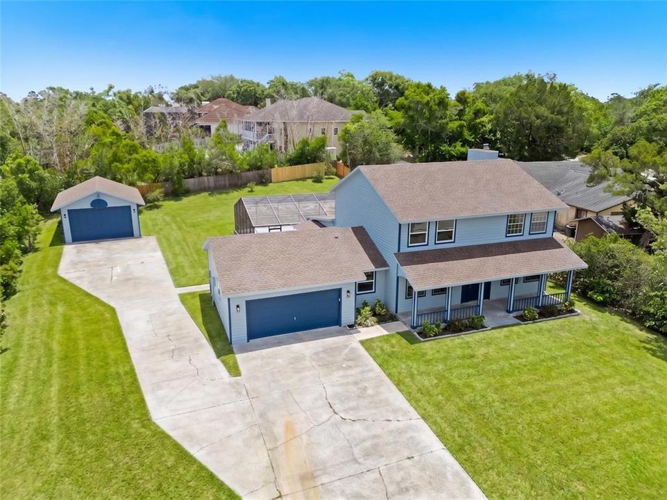 Active With Contract: $549,900 (3 beds, 2 baths, 2586 Square Feet)
