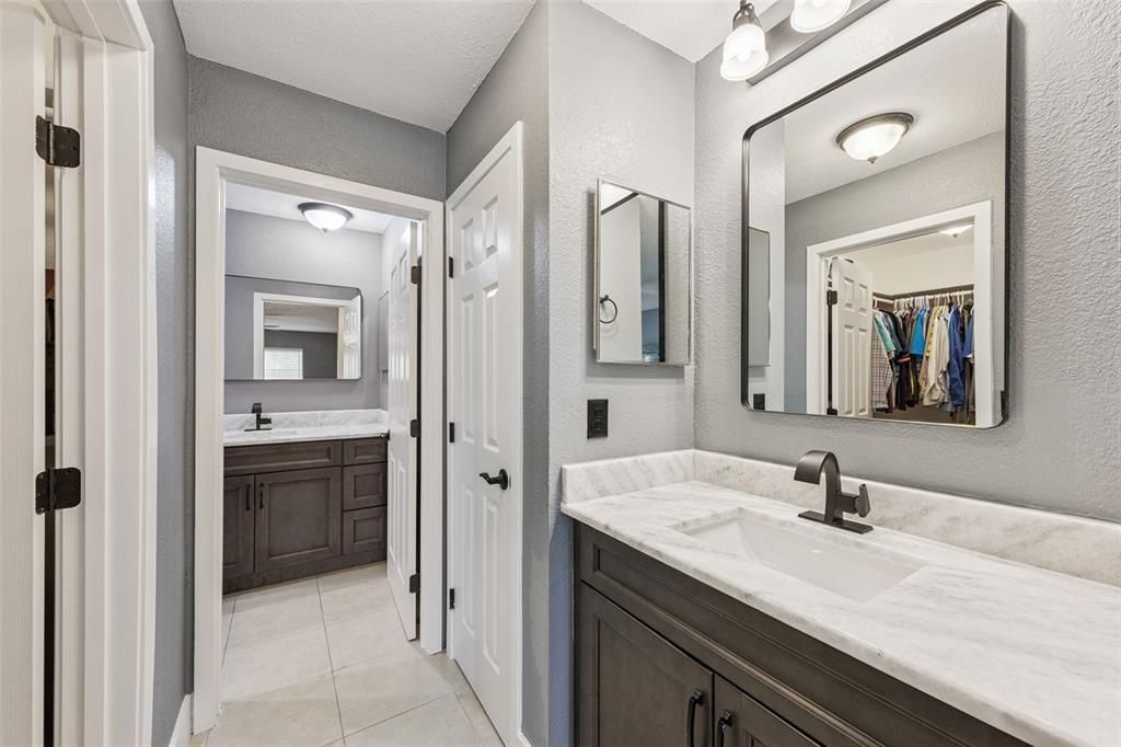 For Sale: $199,000 (2 beds, 2 baths, 1365 Square Feet)