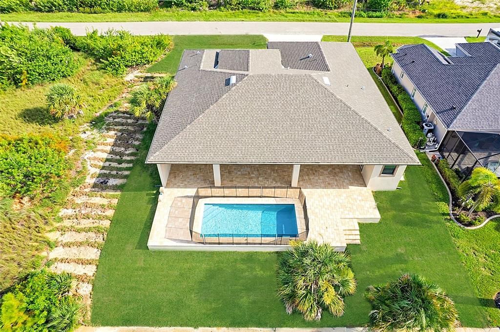 En Venta: $1,179,080 (4 camas, 3 baños, 2162 Pies cuadrados)