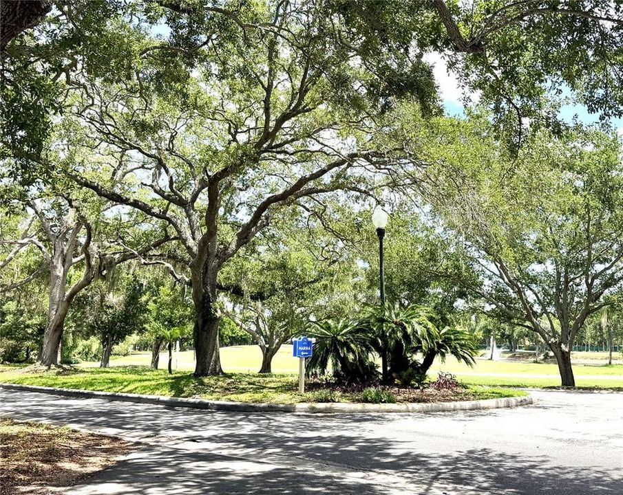 For Sale: $215,000 (2 beds, 2 baths, 960 Square Feet)