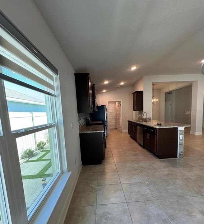 For Rent: $2,450 (3 beds, 2 baths, 1970 Square Feet)