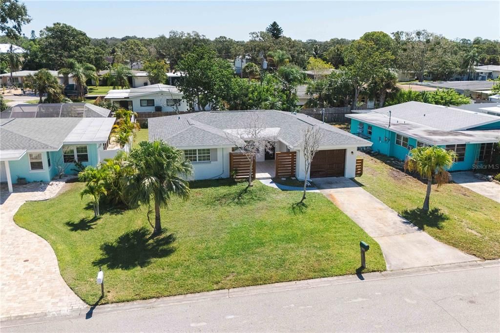 For Rent: $2,950 (3 beds, 2 baths, 1346 Square Feet)