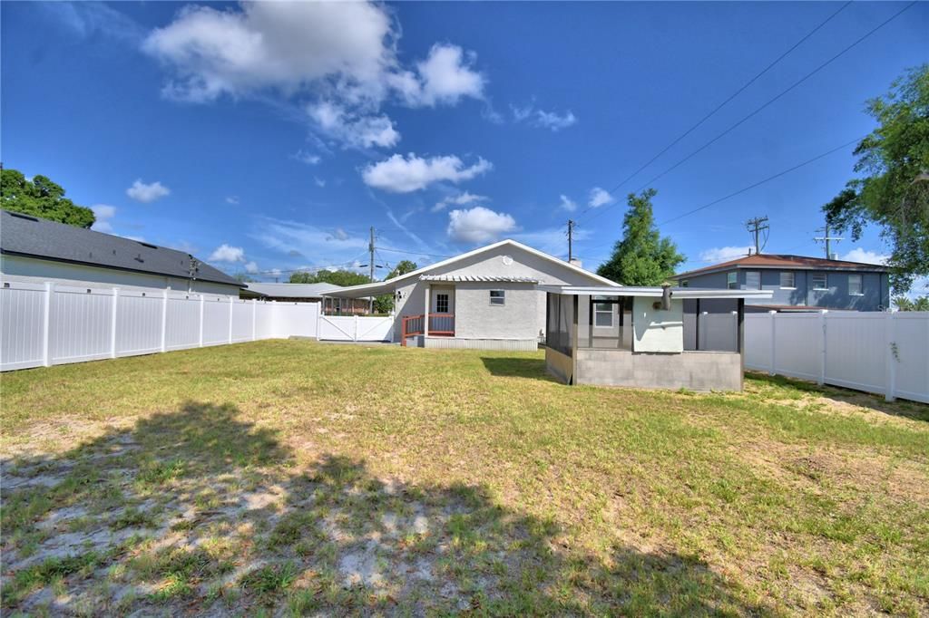 For Sale: $275,000 (3 beds, 2 baths, 1476 Square Feet)
