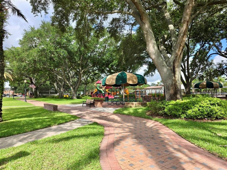 For Sale: $275,000 (3 beds, 2 baths, 1476 Square Feet)