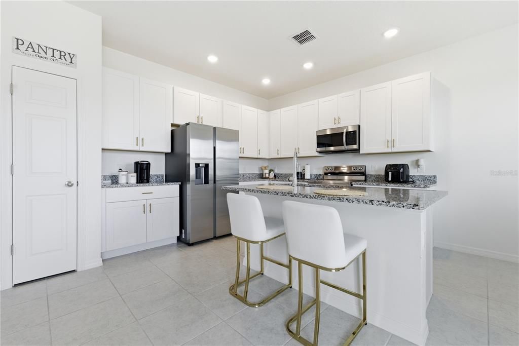 En Venta: $312,000 (3 camas, 2 baños, 1531 Pies cuadrados)
