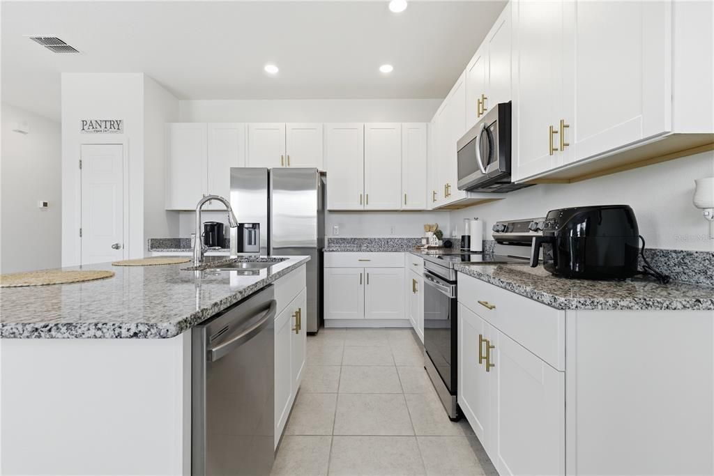 En Venta: $312,000 (3 camas, 2 baños, 1531 Pies cuadrados)