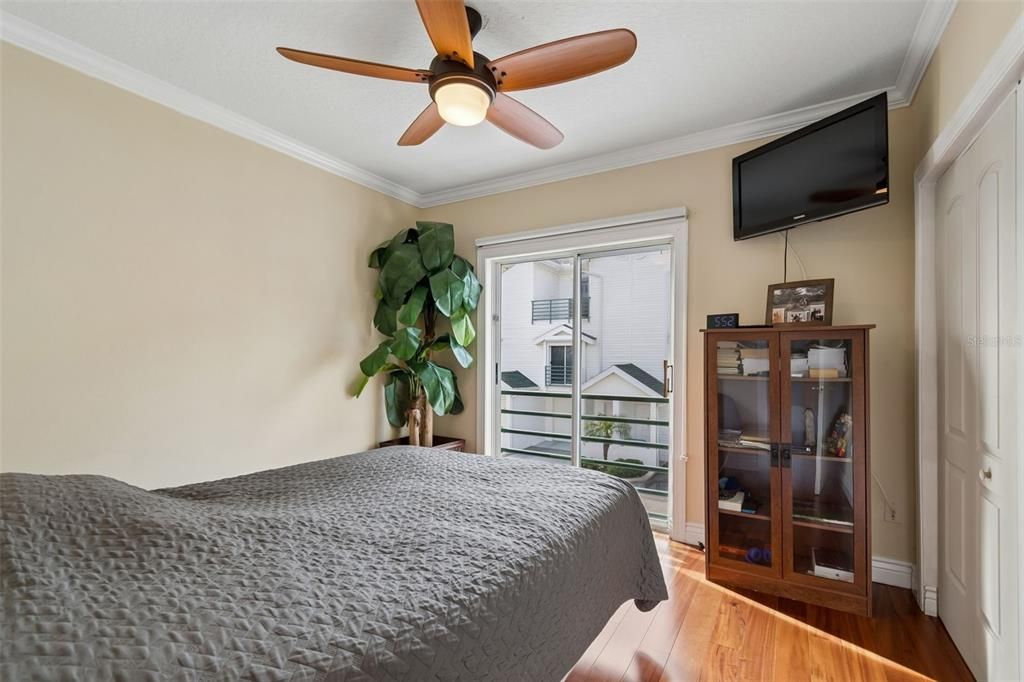 For Sale: $515,000 (3 beds, 3 baths, 1700 Square Feet)