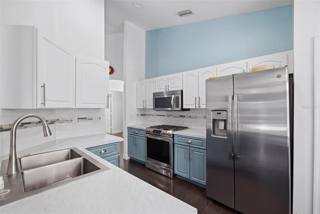 En Venta: $385,000 (3 camas, 2 baños, 1550 Pies cuadrados)