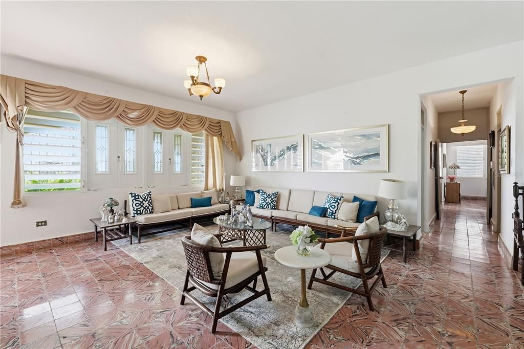 For Sale: $357,000 (4 beds, 3 baths, 1508 Square Feet)