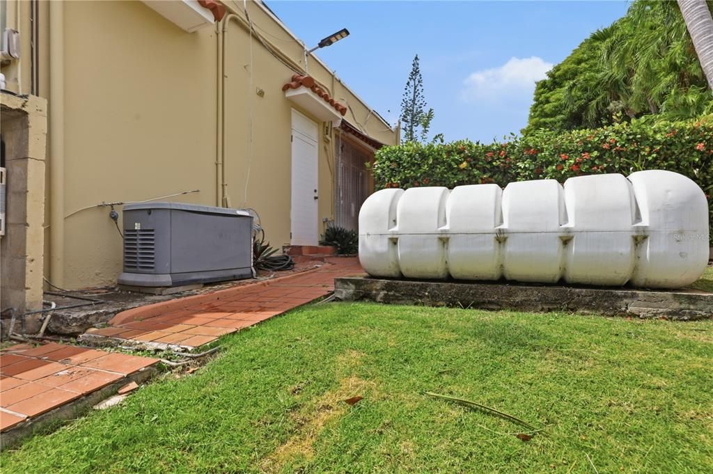 For Sale: $357,000 (4 beds, 3 baths, 1508 Square Feet)