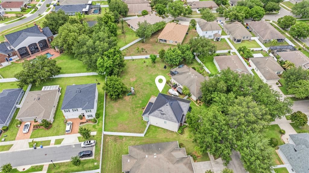 Active With Contract: $465,900 (5 beds, 2 baths, 2906 Square Feet)