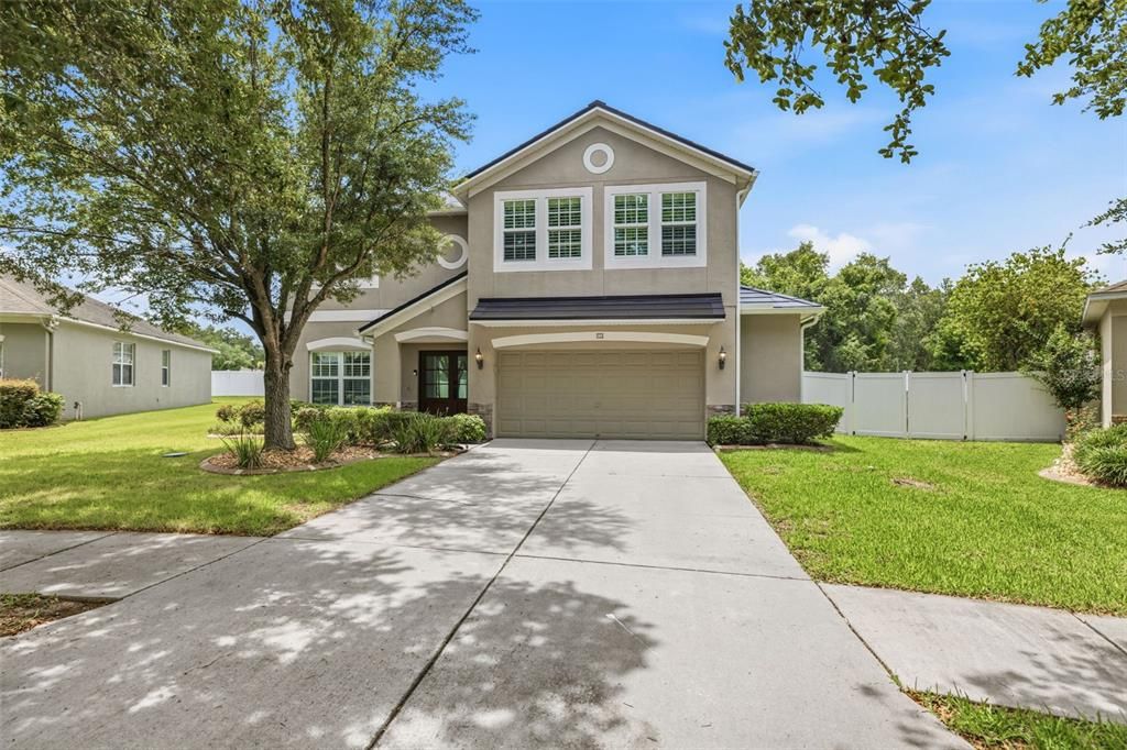 Active With Contract: $465,900 (5 beds, 2 baths, 2906 Square Feet)