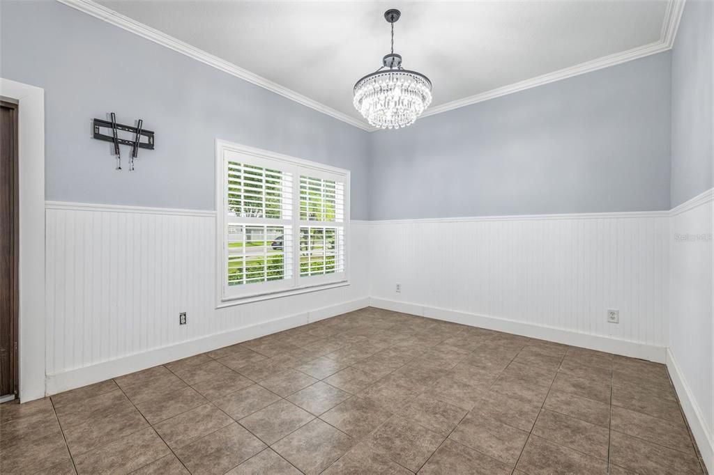 Active With Contract: $465,900 (5 beds, 2 baths, 2906 Square Feet)