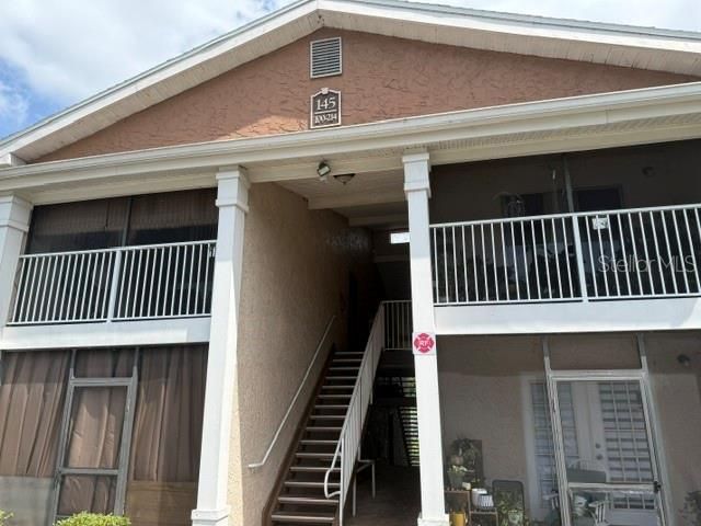 For Sale: $175,000 (2 beds, 2 baths, 1053 Square Feet)