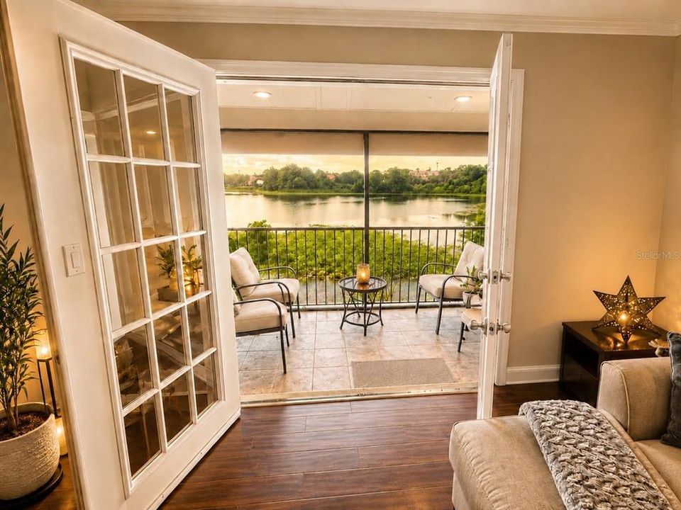 For Sale: $175,000 (2 beds, 2 baths, 1053 Square Feet)