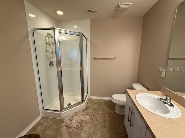 For Sale: $175,000 (2 beds, 2 baths, 1053 Square Feet)
