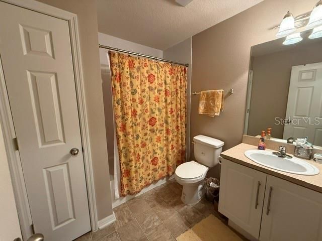 For Sale: $175,000 (2 beds, 2 baths, 1053 Square Feet)