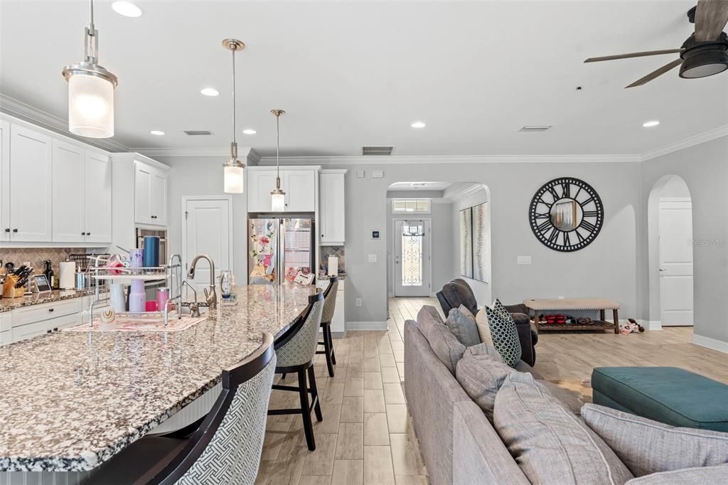 For Rent: $3,600 (4 beds, 3 baths, 2933 Square Feet)