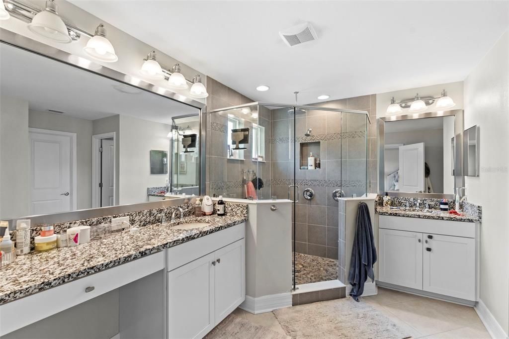 For Rent: $3,600 (4 beds, 3 baths, 2933 Square Feet)
