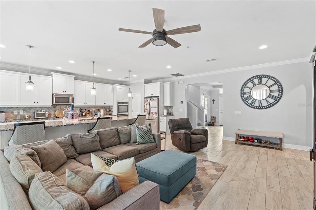 For Rent: $3,600 (4 beds, 3 baths, 2933 Square Feet)