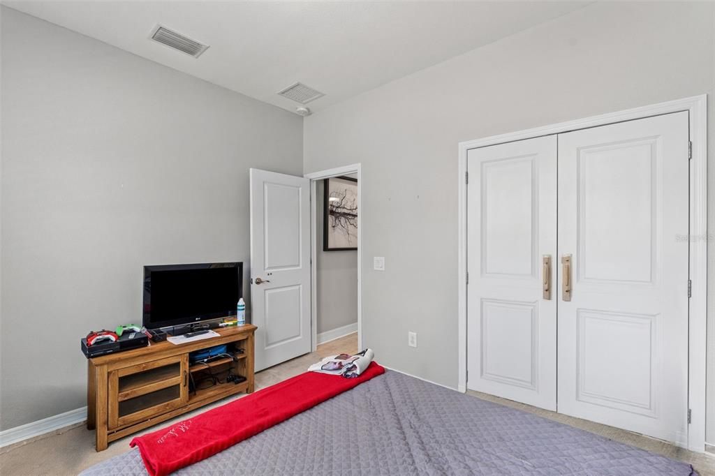 For Rent: $3,600 (4 beds, 3 baths, 2933 Square Feet)