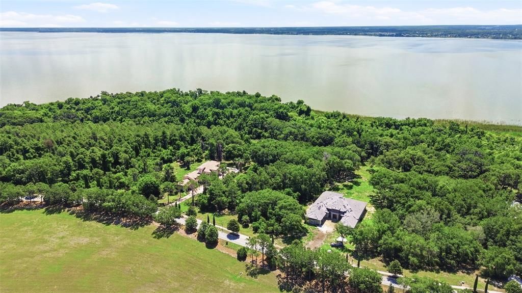 En Venta: $759,000 (1.26 acres)