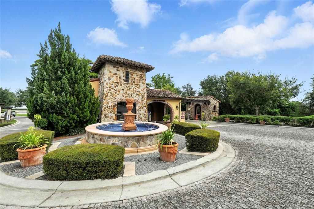 En Venta: $759,000 (1.26 acres)