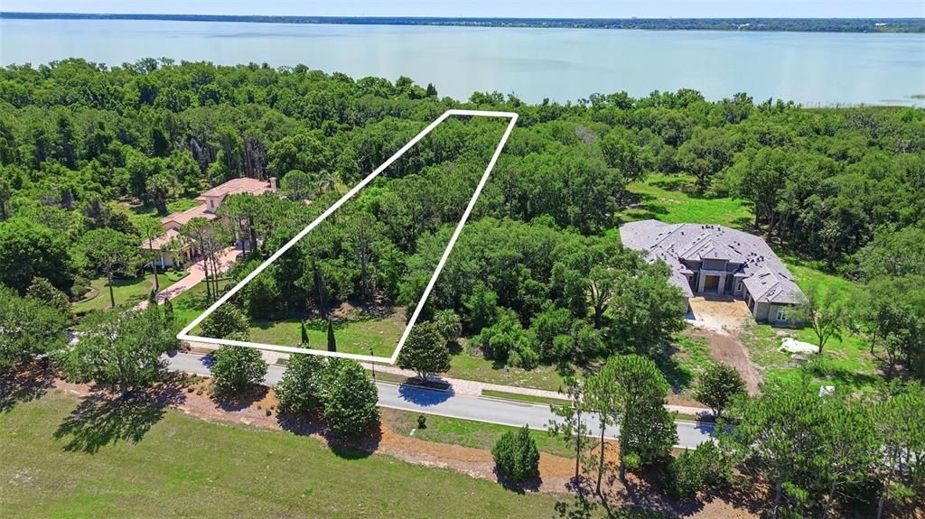 En Venta: $759,000 (1.26 acres)