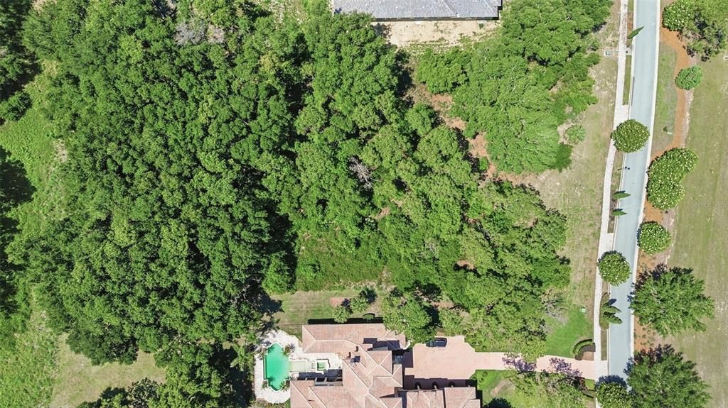 En Venta: $759,000 (1.26 acres)