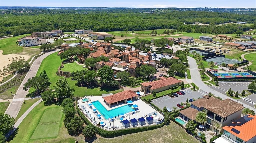 En Venta: $759,000 (1.26 acres)