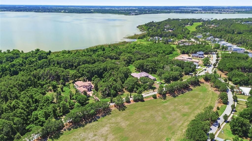 En Venta: $759,000 (1.26 acres)